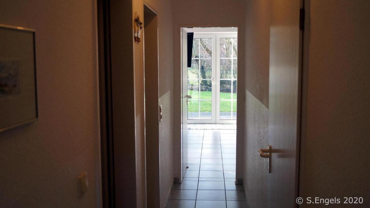 *Engels - Ferienwohnungen Krummhoern Luaran gambar